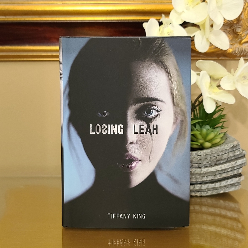 LOSING LEAH By Tiffany King - Hardcover ** NEW